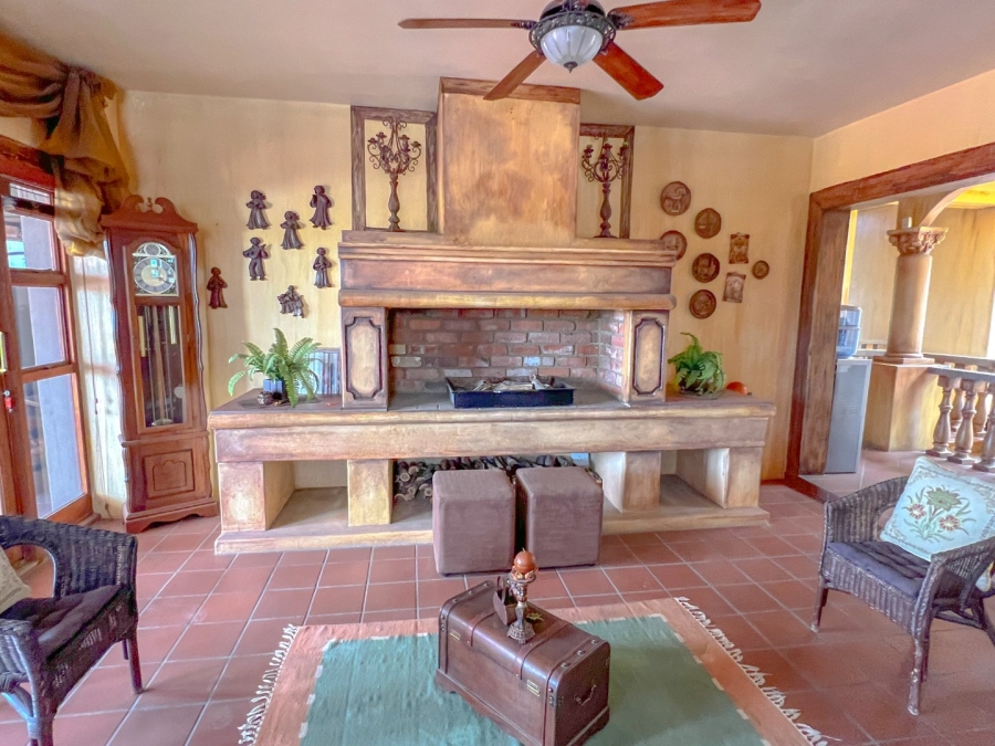 5 Bedroom Property for Sale in Maraldi Estate Free State